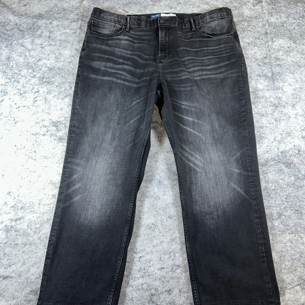 Old Navy Athletic Taper Jeans Men's 44X34 Black Distressed Look Built-In‎ Flex